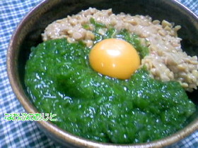 春の味♪生めかぶで作るめかぶ納豆丼